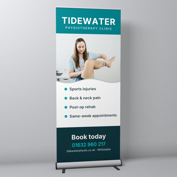 Pull-up roller banner with aluminium cassette base