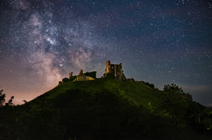 16x20" Framed Print - Milkyway at Corfe Castle 35mm